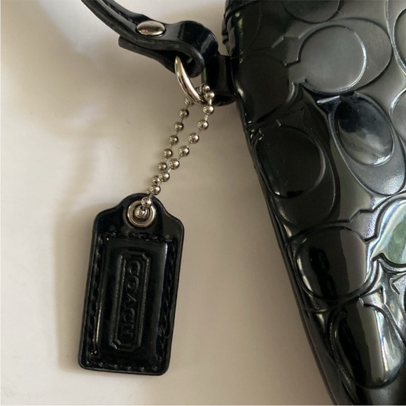 Coach Bag Signature Patent Glossy F49562 Wristlet Pouch Black - Picture 12 of 15